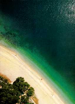 [ IMAGE: Brela - one of
the most beautiful beaches on the Croatian Adriatic ]